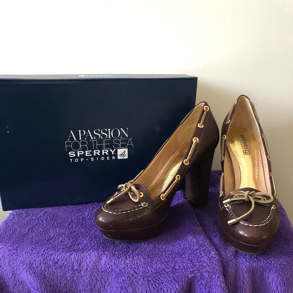 Sperry Top Sider heels